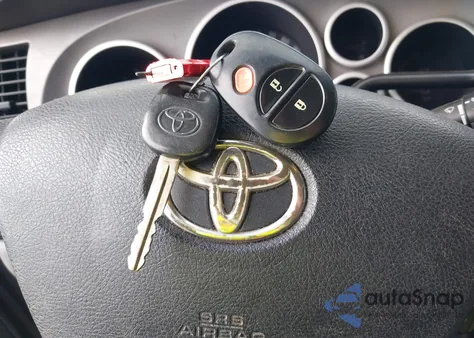 2012 Toyota Tundra Grade 4.6L V8 z USA, uszkodzony, nr VIN 5TFEM5F15CX036978